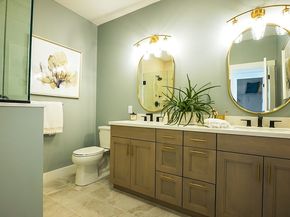 40 Outlook East 40, Plymouth MA 02360