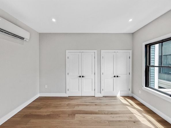 1 Marion Street PH3, Cambridge MA 02141