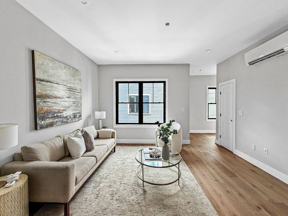 1 Marion Street PH3, Cambridge MA 02141