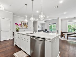 635 Old Post Road 303, Sharon MA 02067