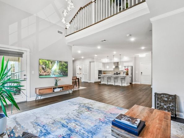 635 Old Post Road 303, Sharon MA 02067