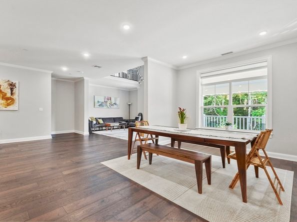 635 Old Post Road 303, Sharon MA 02067