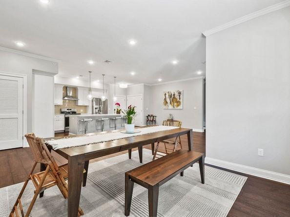 635 Old Post Road 303, Sharon MA 02067