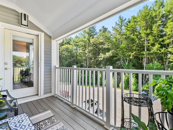 635 Old Post Road 303, Sharon MA 02067