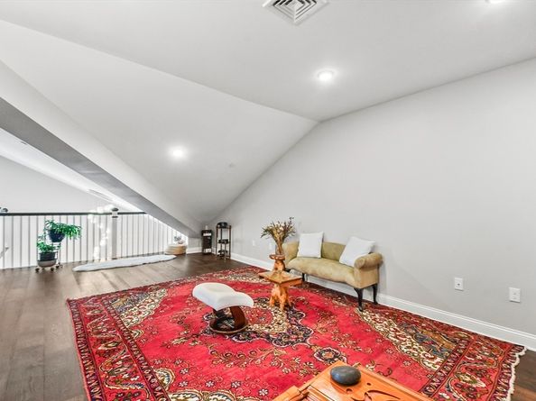 635 Old Post Road 303, Sharon MA 02067