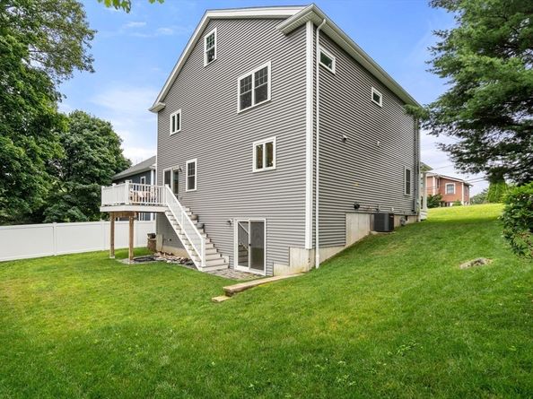 15 Dorchester Street, Waltham MA 02453