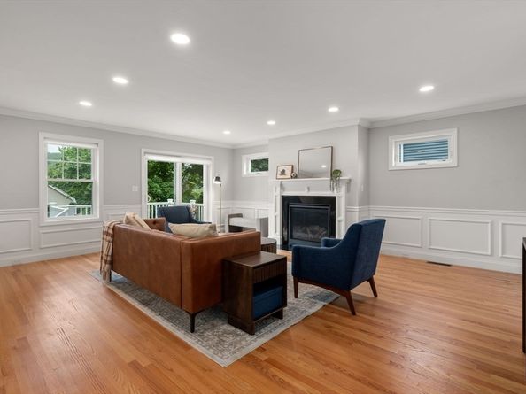 15 Dorchester Street, Waltham MA 02453