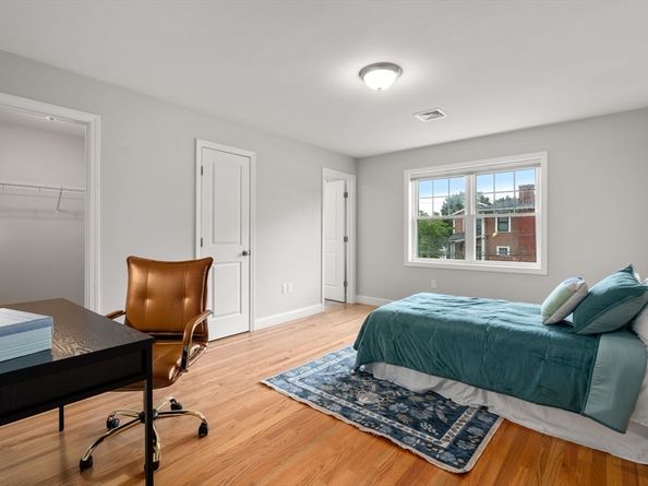 15 Dorchester Street, Waltham MA 02453