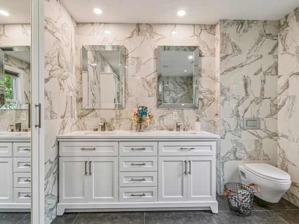 12 Garner St, Newton MA 02459