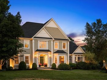 26 Fairway Dr