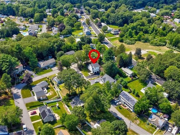 2 Pheasant Lane, Woburn MA 01801