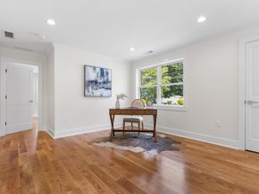 14 Corcoran Rd, Burlington MA 01803