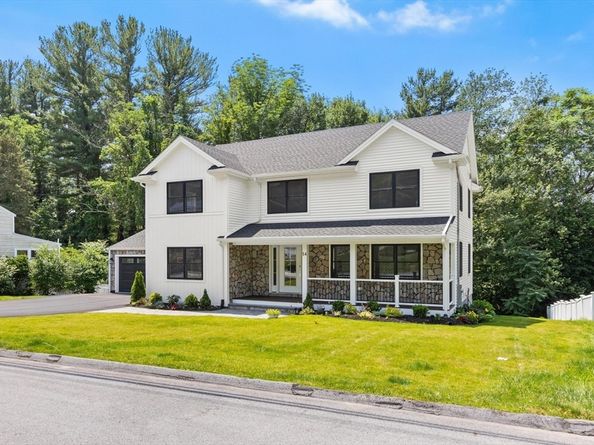 14 Corcoran Rd, Burlington MA 01803