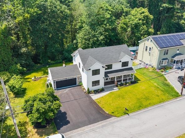 14 Corcoran Rd, Burlington MA 01803