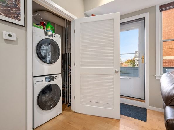 246 Boston St 4, Boston MA 02125