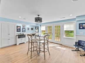 9 Stones Throw, Plymouth MA 02360