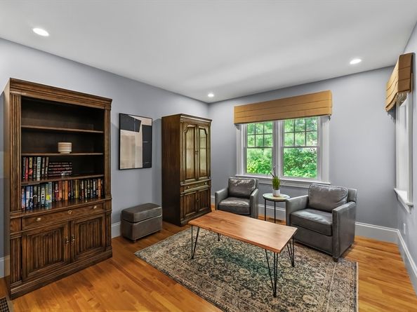 9 Stones Throw, Plymouth MA 02360