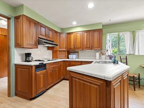 5 Woodland Dr, Paxton MA 01612