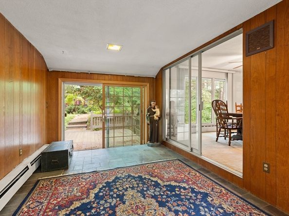 5 Woodland Dr, Paxton MA 01612