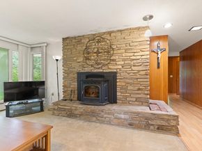 5 Woodland Dr, Paxton MA 01612