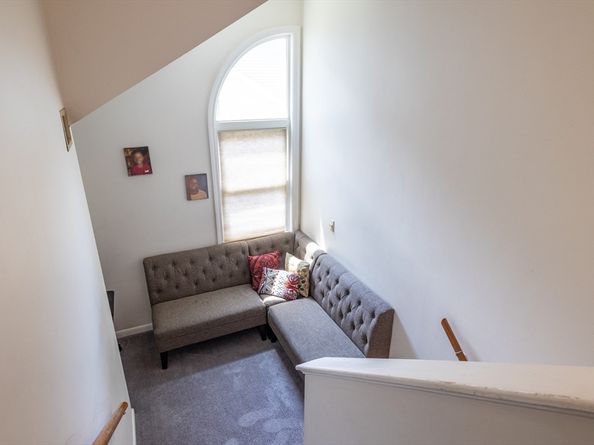 27 Harrison St C, Boston MA 02131