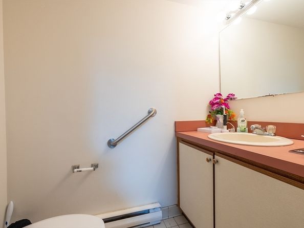 27 Harrison St C, Boston MA 02131