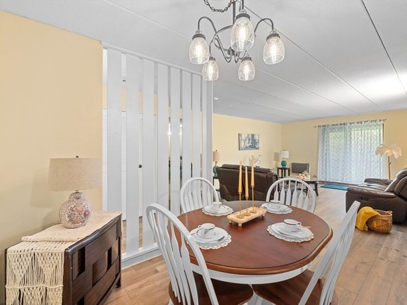 65 Commons Dr 603, Shrewsbury MA 01545