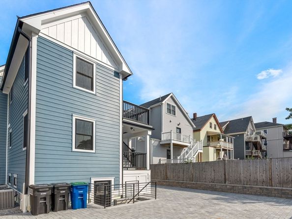 11 Macarthur Street A, Somerville MA 02145