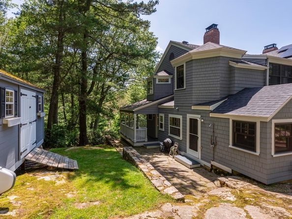 7 Emily Ln, Gloucester MA 01930