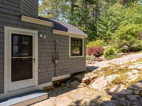 7 Emily Ln, Gloucester MA 01930
