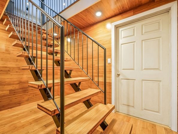 20 Spring St, Plympton MA 02367