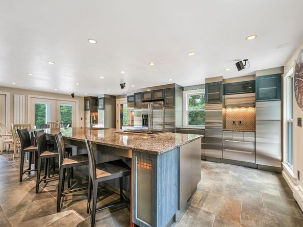 20 Spring St, Plympton MA 02367