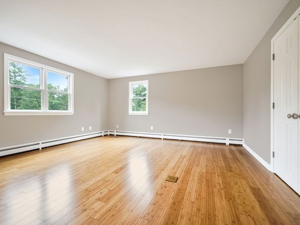 20 Spring St, Plympton MA 02367
