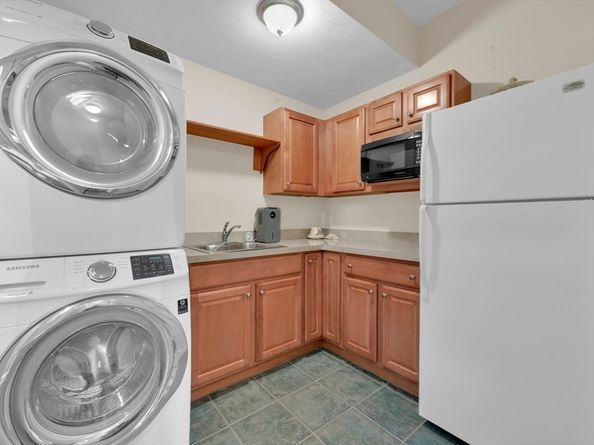 6 Wildwood Lane, Spencer MA 01562