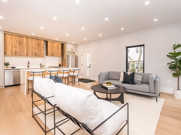 15 Alder Street 1, Waltham MA 02453