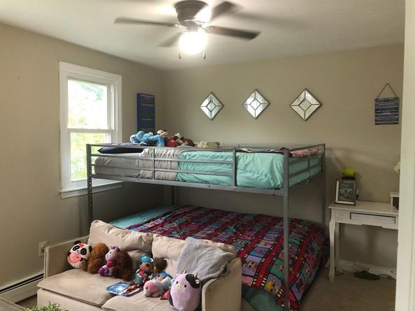 219 Fernwood Dr, Gardner MA 01440