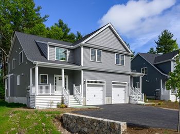 22 Howland Trail