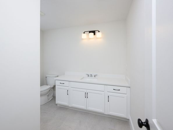 22 Howland Trail 34, Hanson MA 02341