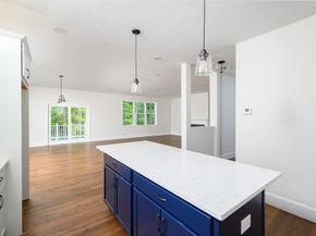 22 Howland Trail 34, Hanson MA 02341