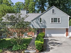 4 Chestnut St, Winchester MA 01890