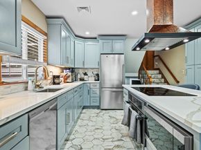 4 Chestnut St, Winchester MA 01890