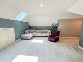 11 Schaffner Ln, Dover MA 02030