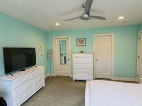 11 Schaffner Ln, Dover MA 02030