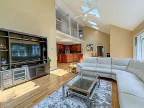 11 Schaffner Ln, Dover MA 02030