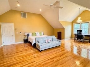11 Schaffner Ln, Dover MA 02030