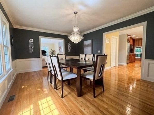 11 Schaffner Ln, Dover MA 02030