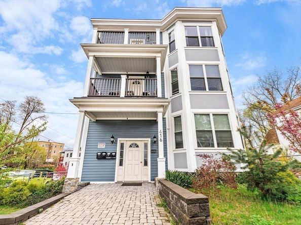 416R Harvard St, Boston MA 02124