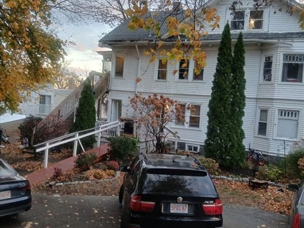 156 Summer St, Fitchburg MA 01420