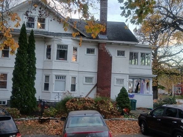 156 Summer St, Fitchburg MA 01420