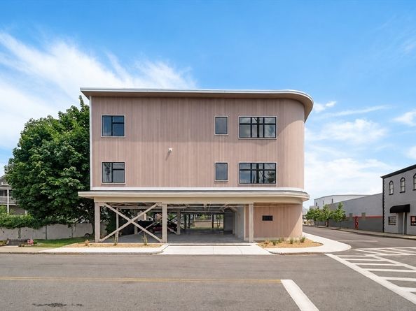 140 Shirley Street 330, Winthrop MA 02152